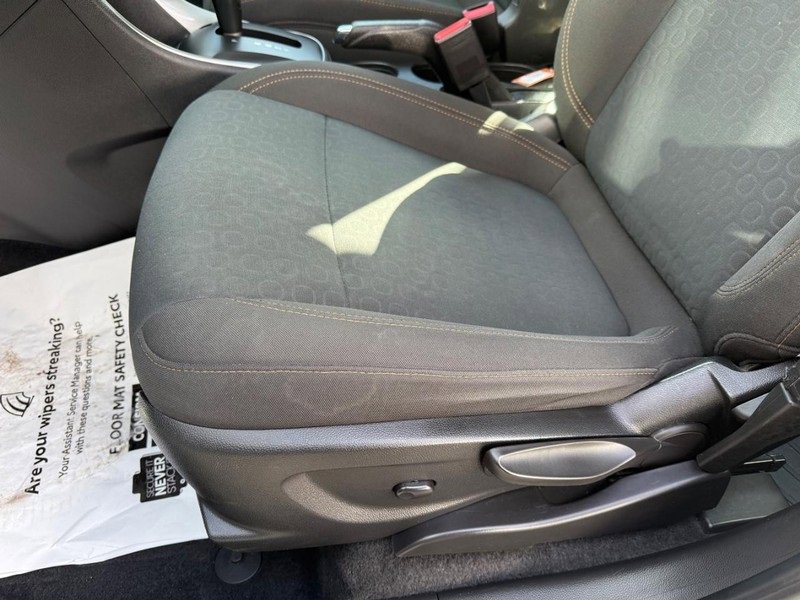 Used 2018 Chevrolet Trax LS image 23