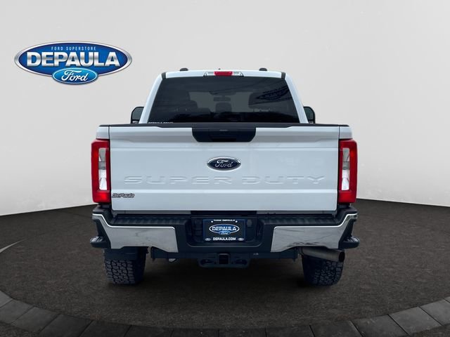 Used 2023 Ford F350 XLT image 5