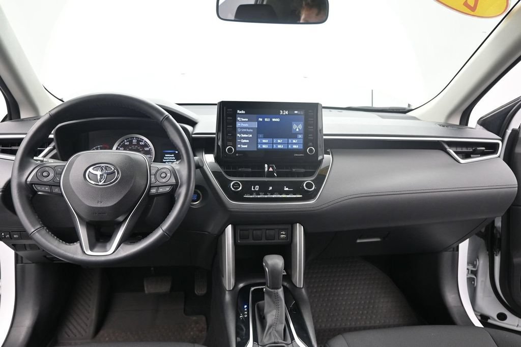 Used 2022 Toyota Corolla Cross LE w/ Black Badges Package (TMS) AWD/4WD image 34