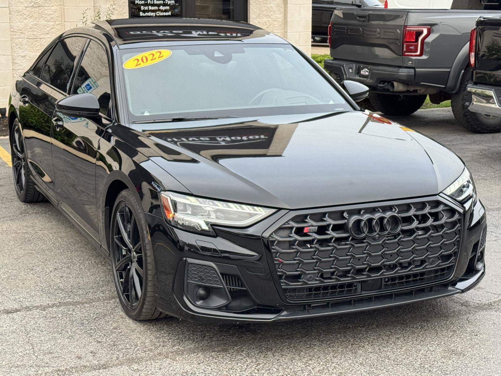 Used 2022 Audi S8 AWD/4WD image 17