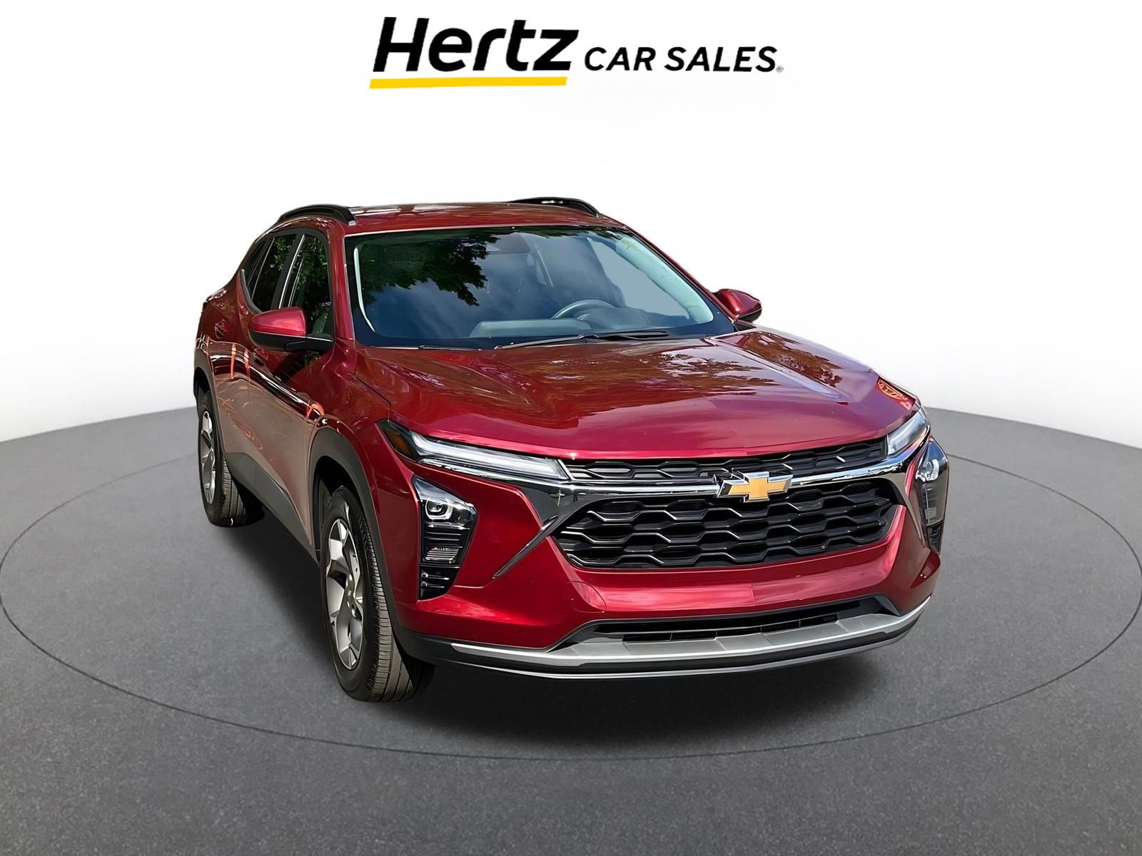 Used 2025 Chevrolet Trax LT image 1