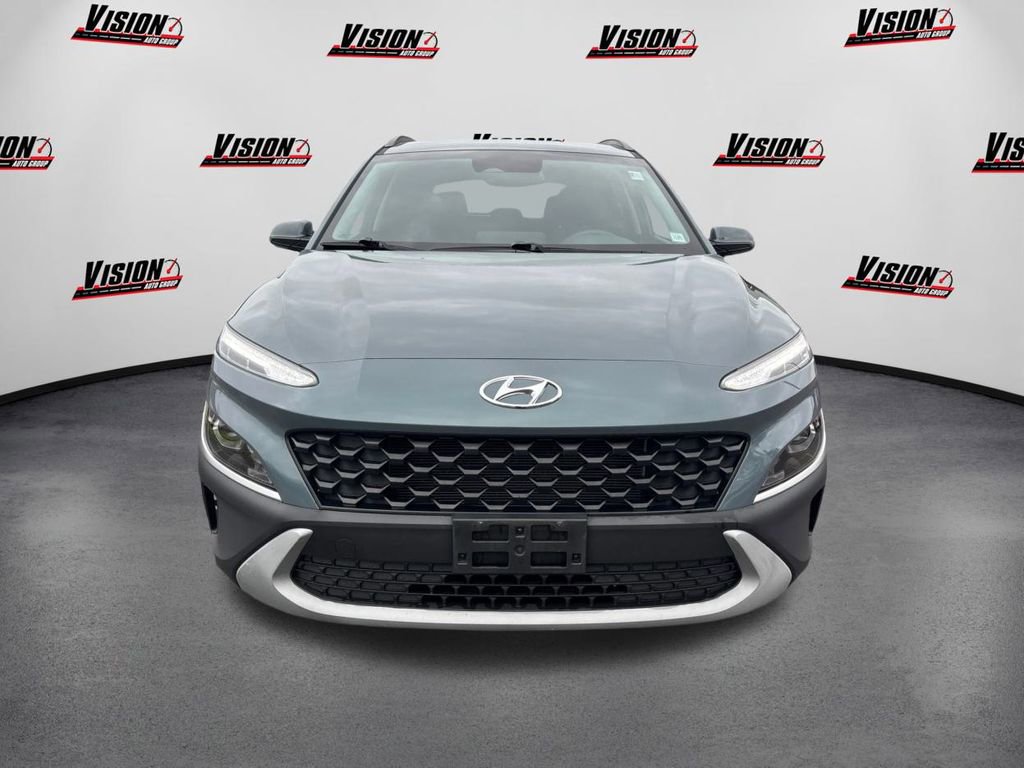 Certified 2022 Hyundai Kona SEL w/ Cargo Package image 2