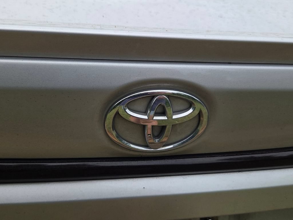 Used 2022 Toyota Corolla SE FWD image 7