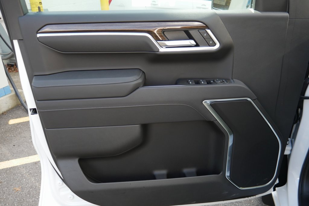 New 2025 Chevrolet Silverado 1500 LT image 28