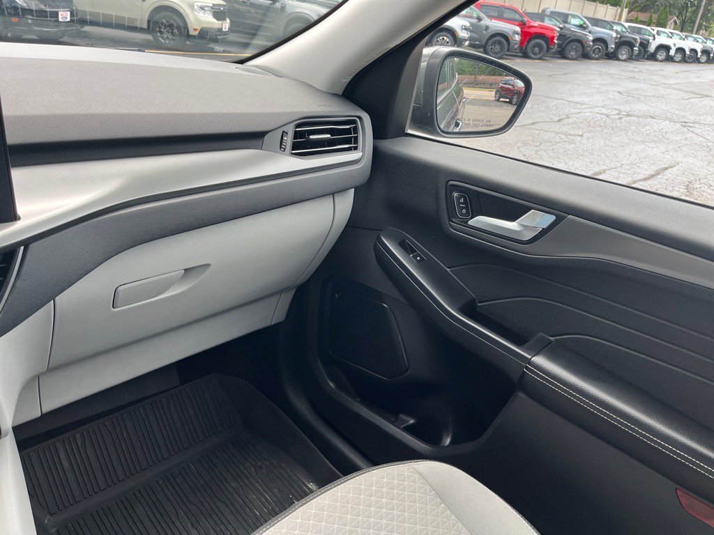 Used 2023 Ford Escape Active w/ Tech Pack #2 image 18