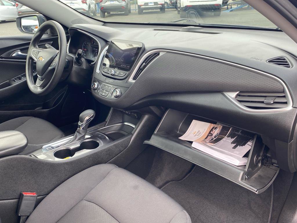 Used 2022 Chevrolet Malibu LT image 24