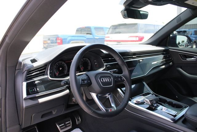Used 2024 Audi SQ8 Premium Plus w/ S Sport Package AWD/4WD image 2