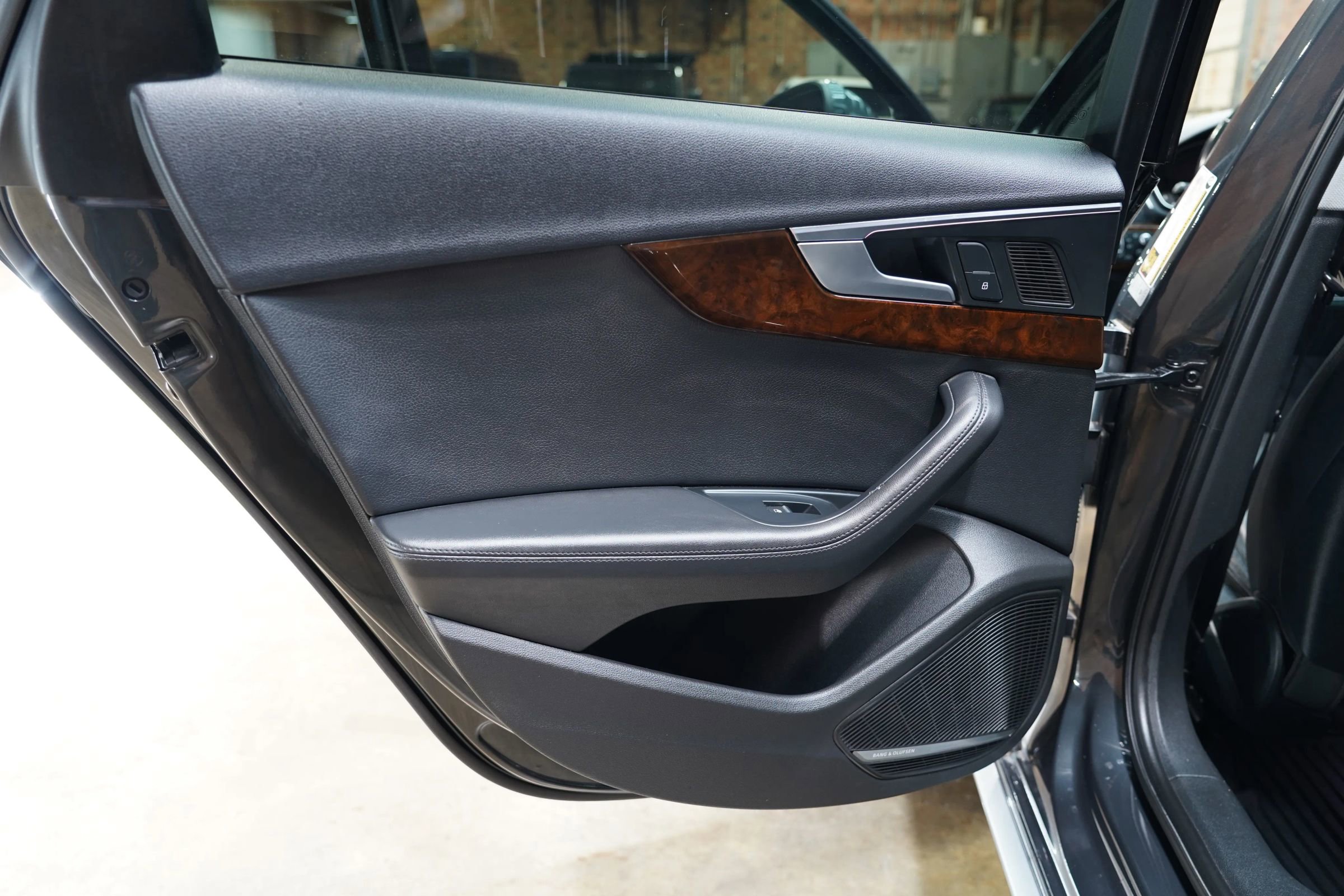 Used 2018 Audi A4 2.0T allroad Prestige image 45