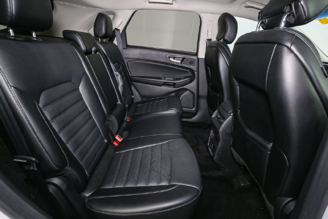 Used 2015 Ford Edge SEL w/ Equipment Group 201A AWD/4WD image 18