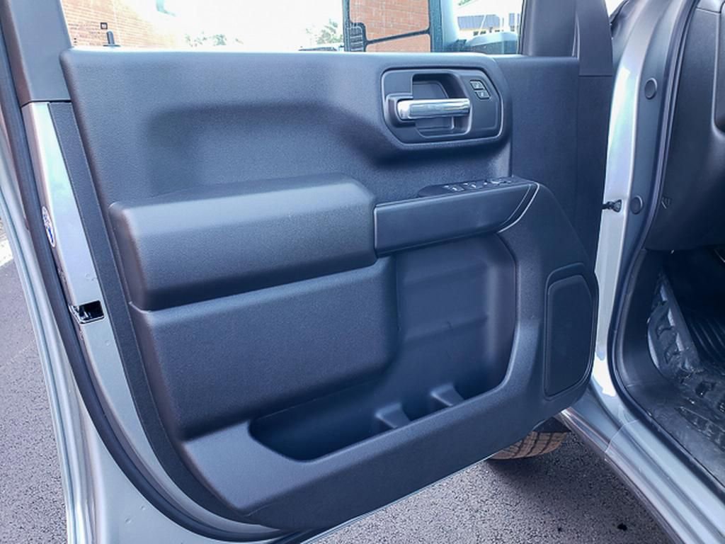 New 2026 GMC Sierra 3500 Pro w/ Convenience Package image 6