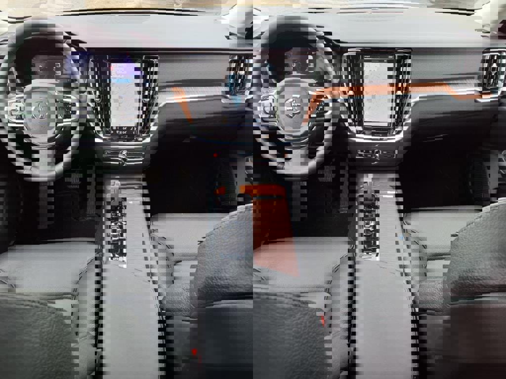 Certified 2025 Volvo S60 B5 Plus image 13