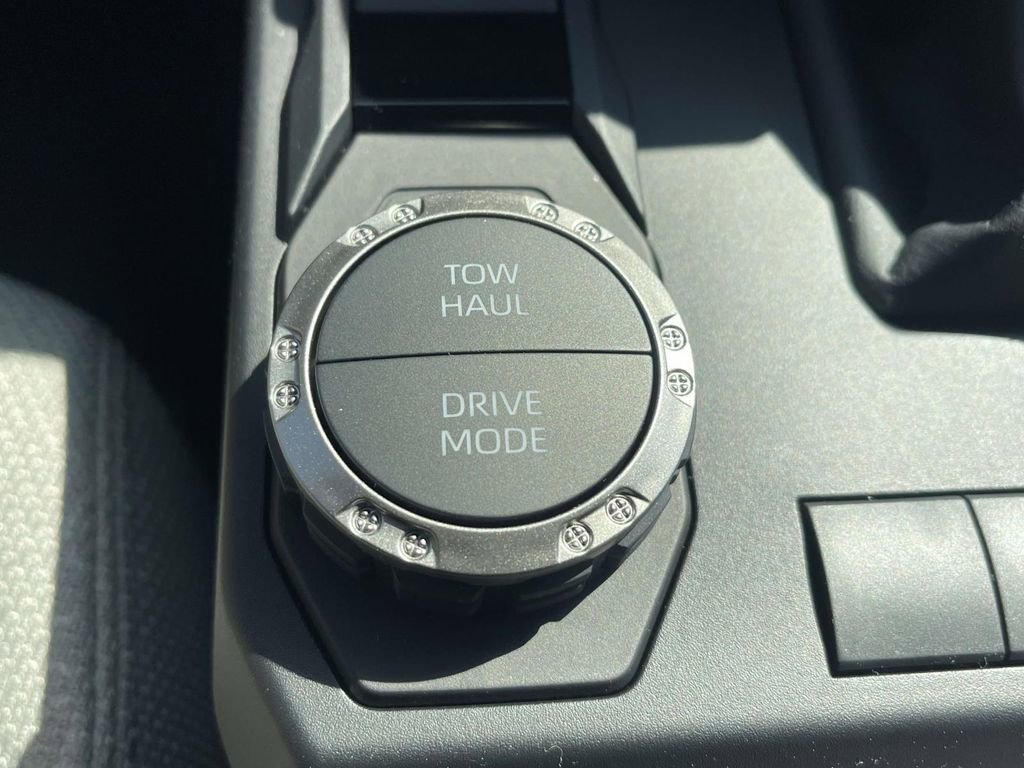 New 2026 Toyota 4Runner SR5 image 41