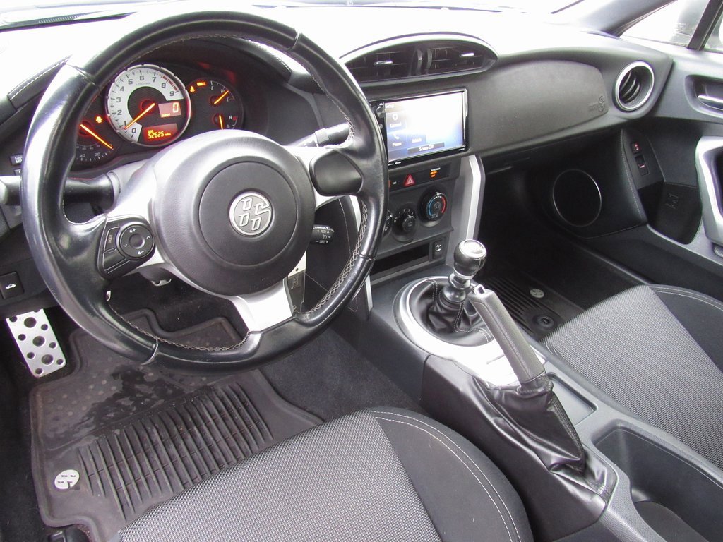 Certified 2017 Toyota 86 image 23