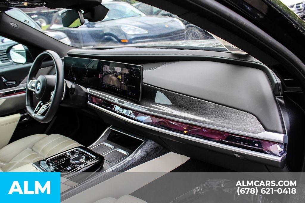Used 2023 BMW 740i w/ Executive Package RWD image 18