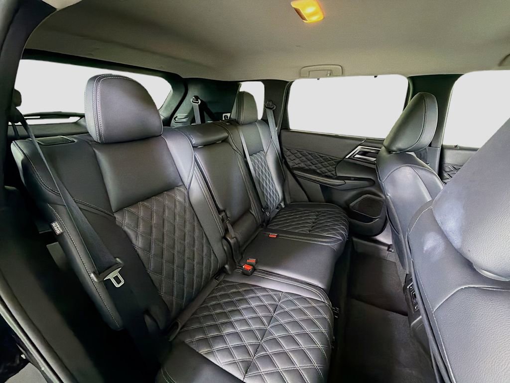 Used 2024 Mitsubishi Outlander SEL image 29