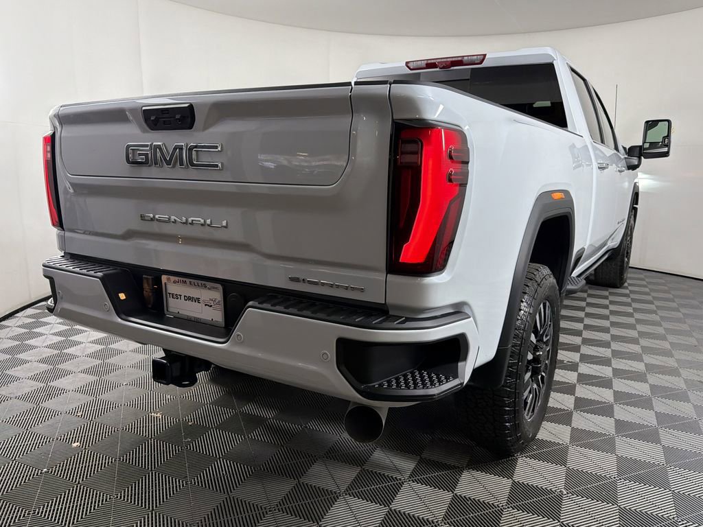 New 2026 GMC Sierra 2500 Denali Ultimate image 6