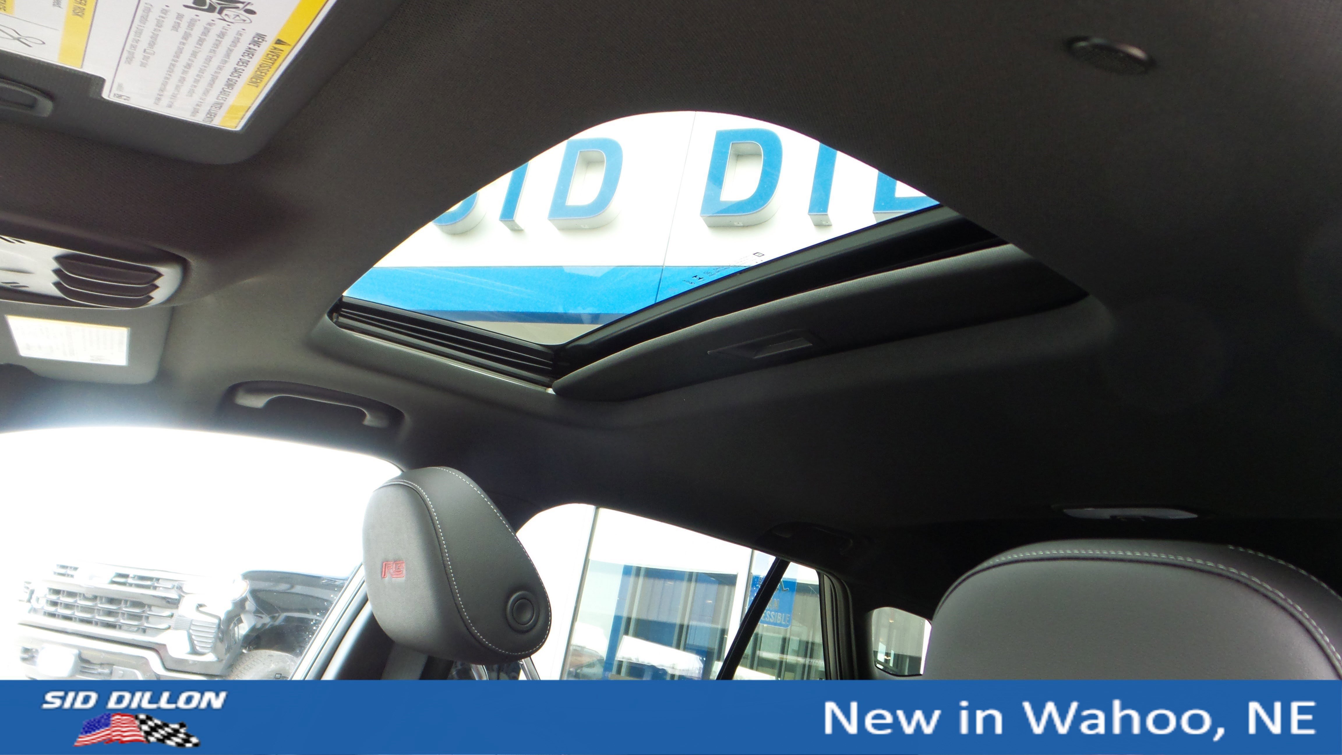 New 2026 Chevrolet Trax RS w/ Sunroof Package image 10