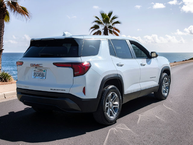 Used 2025 GMC Terrain Elevation AWD/4WD image 5