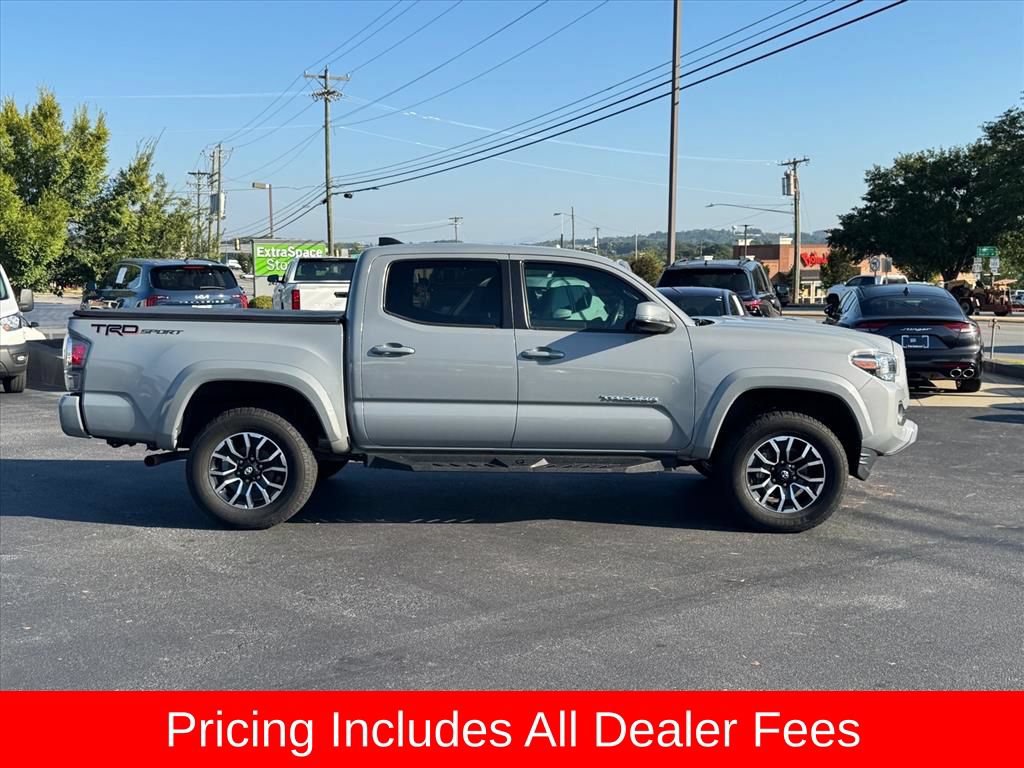 Used 2021 Toyota Tacoma TRD Sport w/ Technology Package RWD image 2
