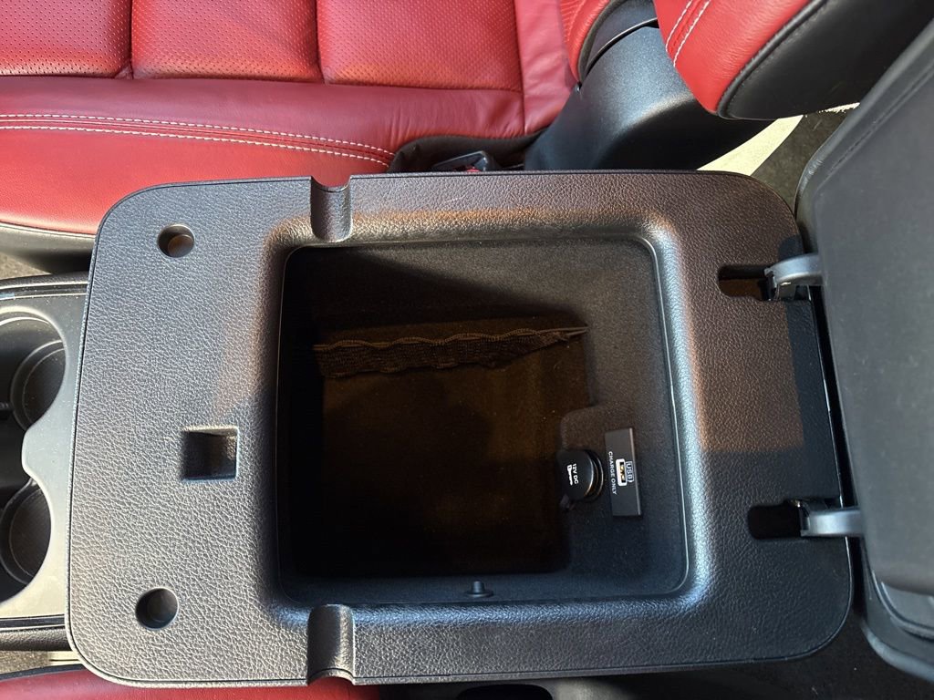 Used 2023 Dodge Durango SRT image 31