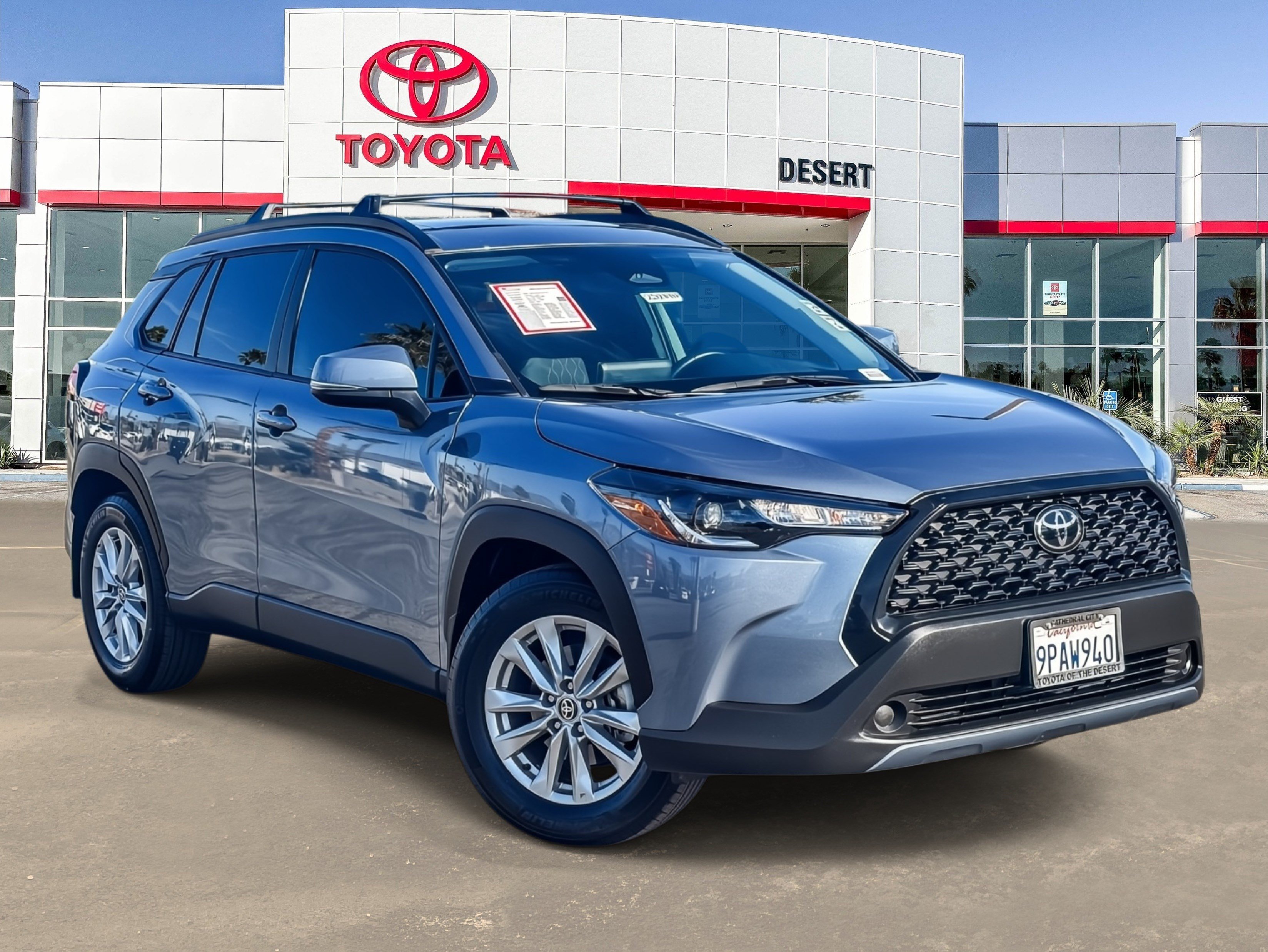 Used 2024 Toyota Corolla Cross LE w/ Moonroof Package FWD image 1