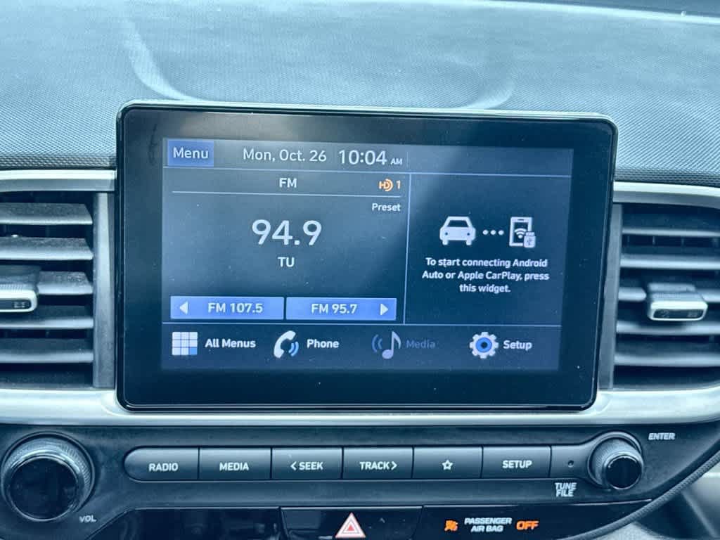 Used 2022 Hyundai Venue SEL FWD image 18