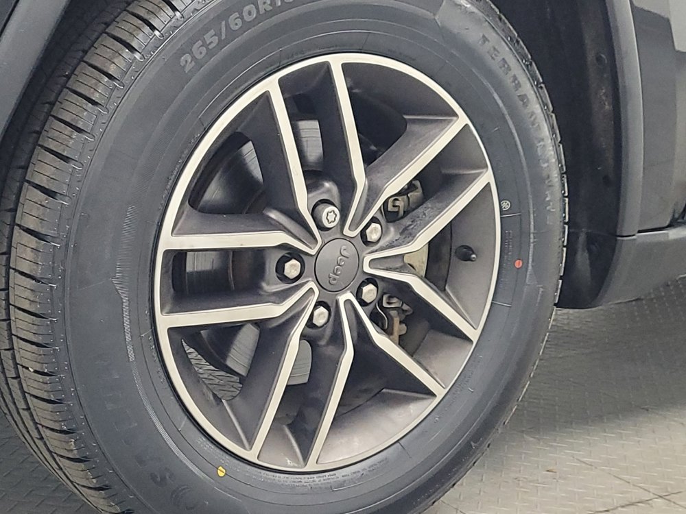 Used 2020 Jeep Grand Cherokee Limited RWD image 31