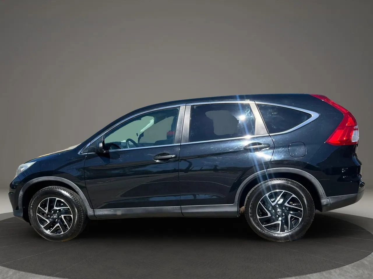 Used 2016 Honda CR-V SE image 8
