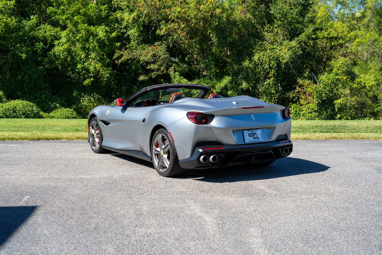Certified 2019 Ferrari Portofino image 2