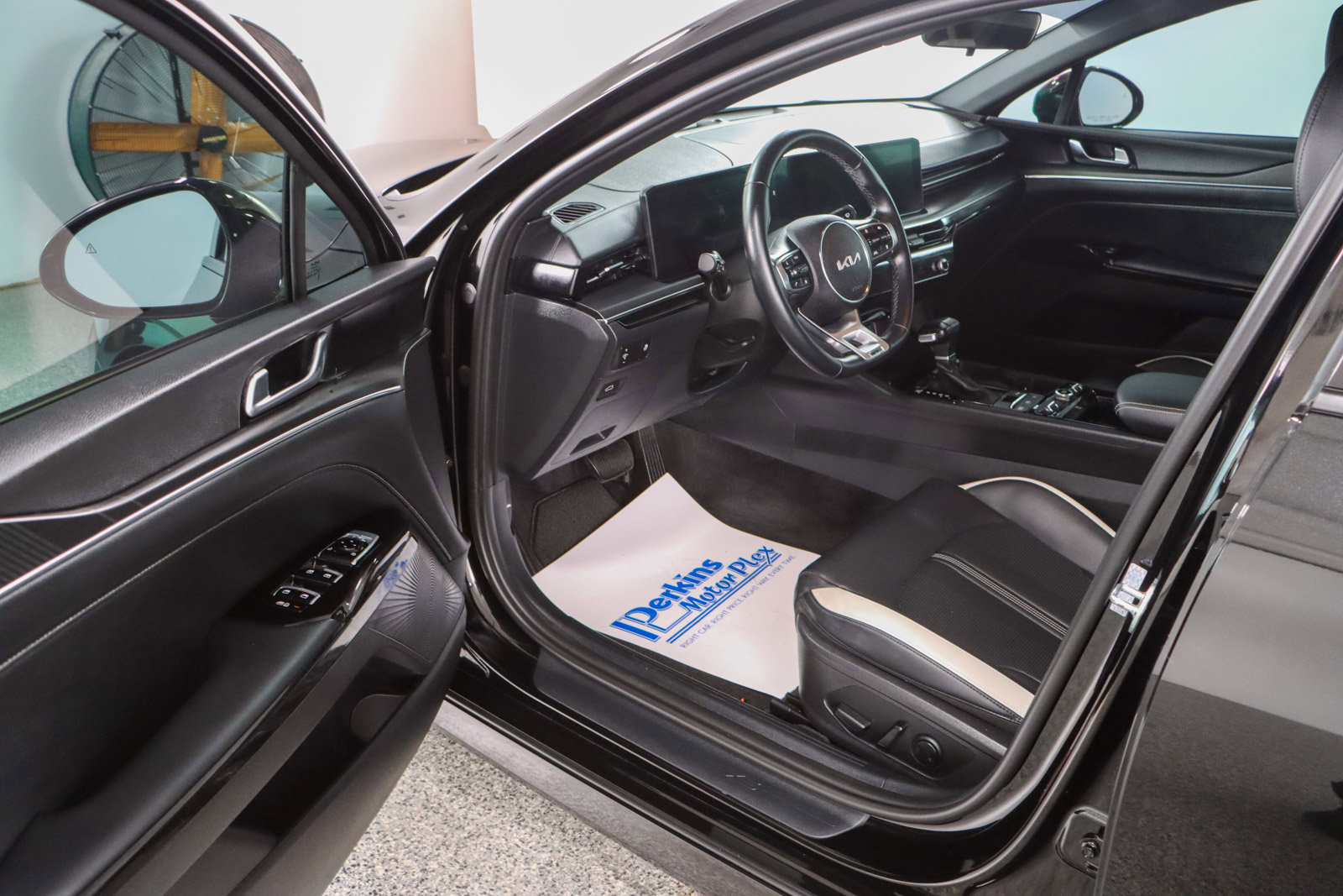 Used 2025 Kia K5 GT-Line image 3
