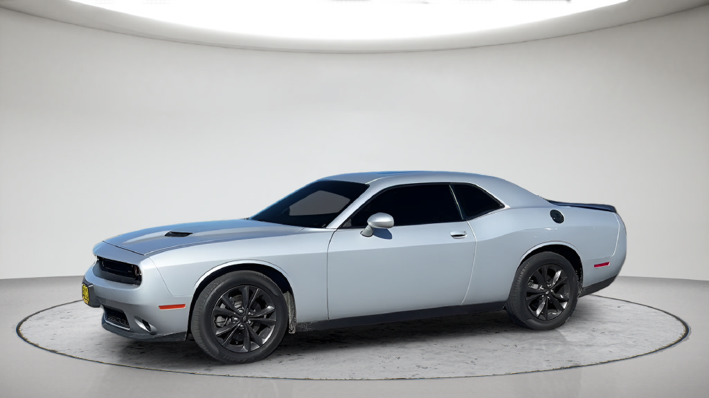 Used 2020 Dodge Challenger SXT w/ Driver Convenience Group AWD/4WD image 20