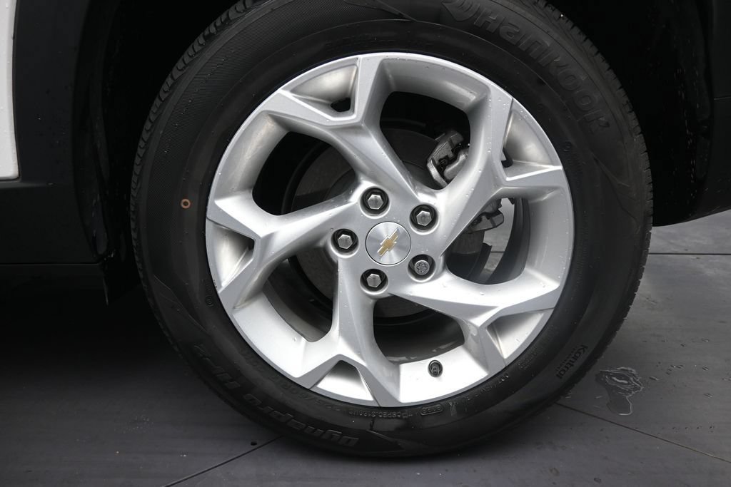 Used 2024 Chevrolet Trax LS w/ LS Convenience Package FWD image 10