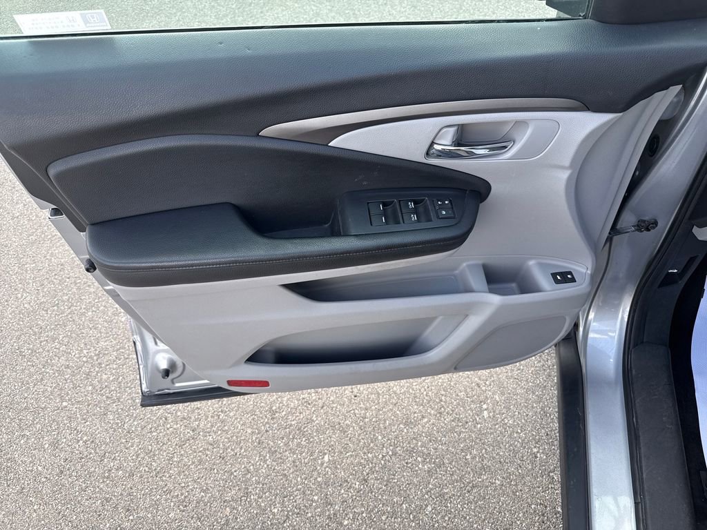 Used 2018 Honda Pilot EX-L image 12