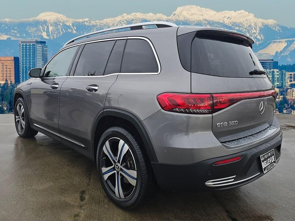 Used 2022 Mercedes-Benz EQB 350 4MATIC image 13