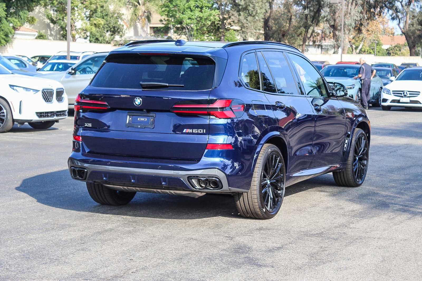 New 2026 BMW X5 M60i image 6