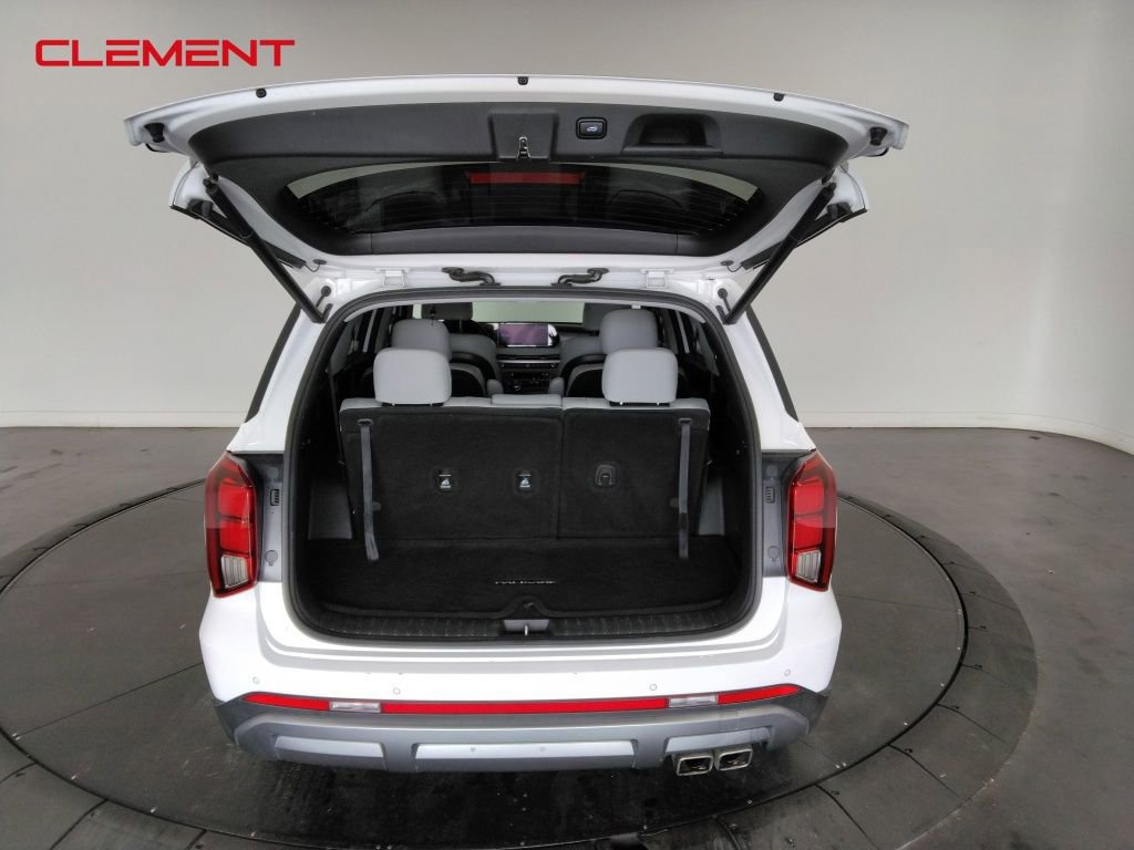 Used 2023 Hyundai Palisade SEL image 7