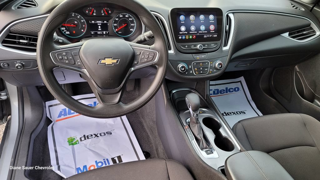 Used 2025 Chevrolet Malibu LT FWD image 24