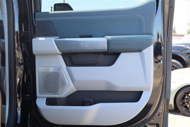 Used 2023 Ford F350 Limited w/ FX4 Off-Road Package AWD/4WD image 32