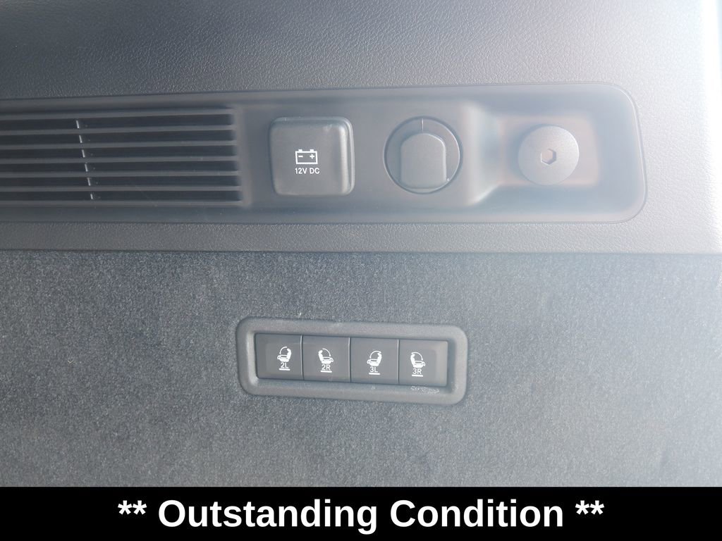 Used 2023 Jeep Grand Wagoneer Series III AWD/4WD image 35