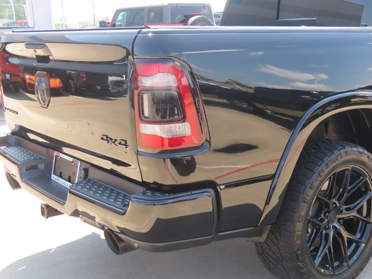 Used 2023 RAM 1500 Limited w/ Night Edition AWD/4WD image 12