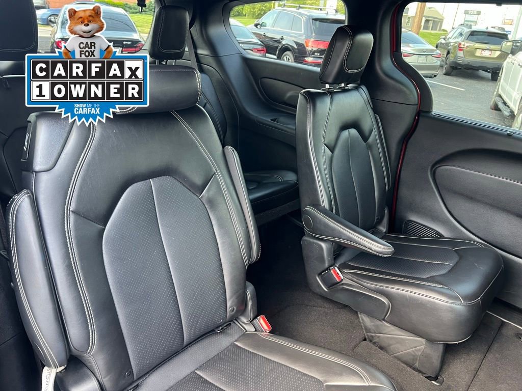 Used 2025 Chrysler Pacifica Select FWD image 23