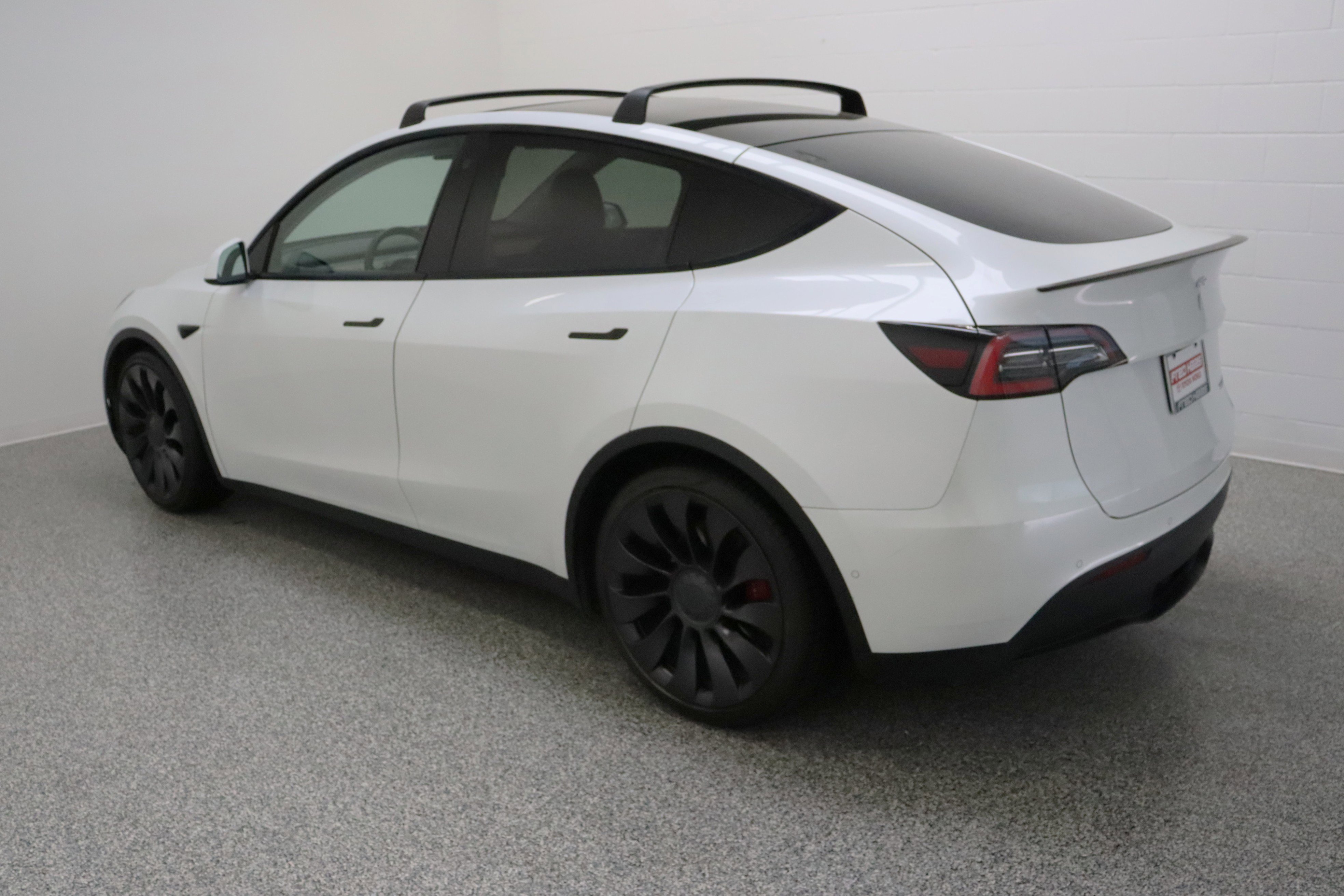 Used 2021 Tesla Model Y Performance image 9