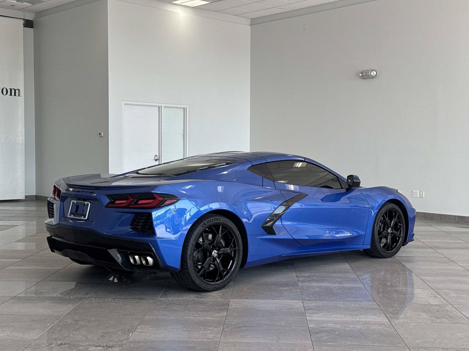 Used 2020 Chevrolet Corvette Stingray Coupe w/ 1LT RWD image 21