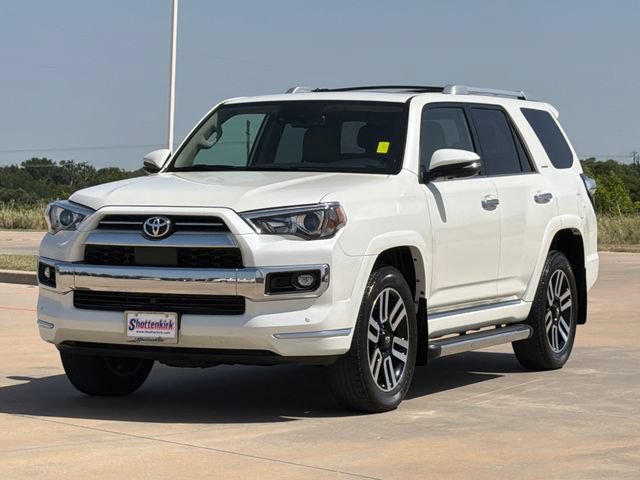 Used 2023 Toyota 4Runner Limited AWD/4WD image 3
