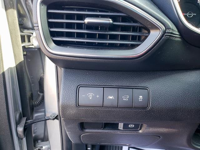 Used 2023 Hyundai Santa Fe SEL image 13