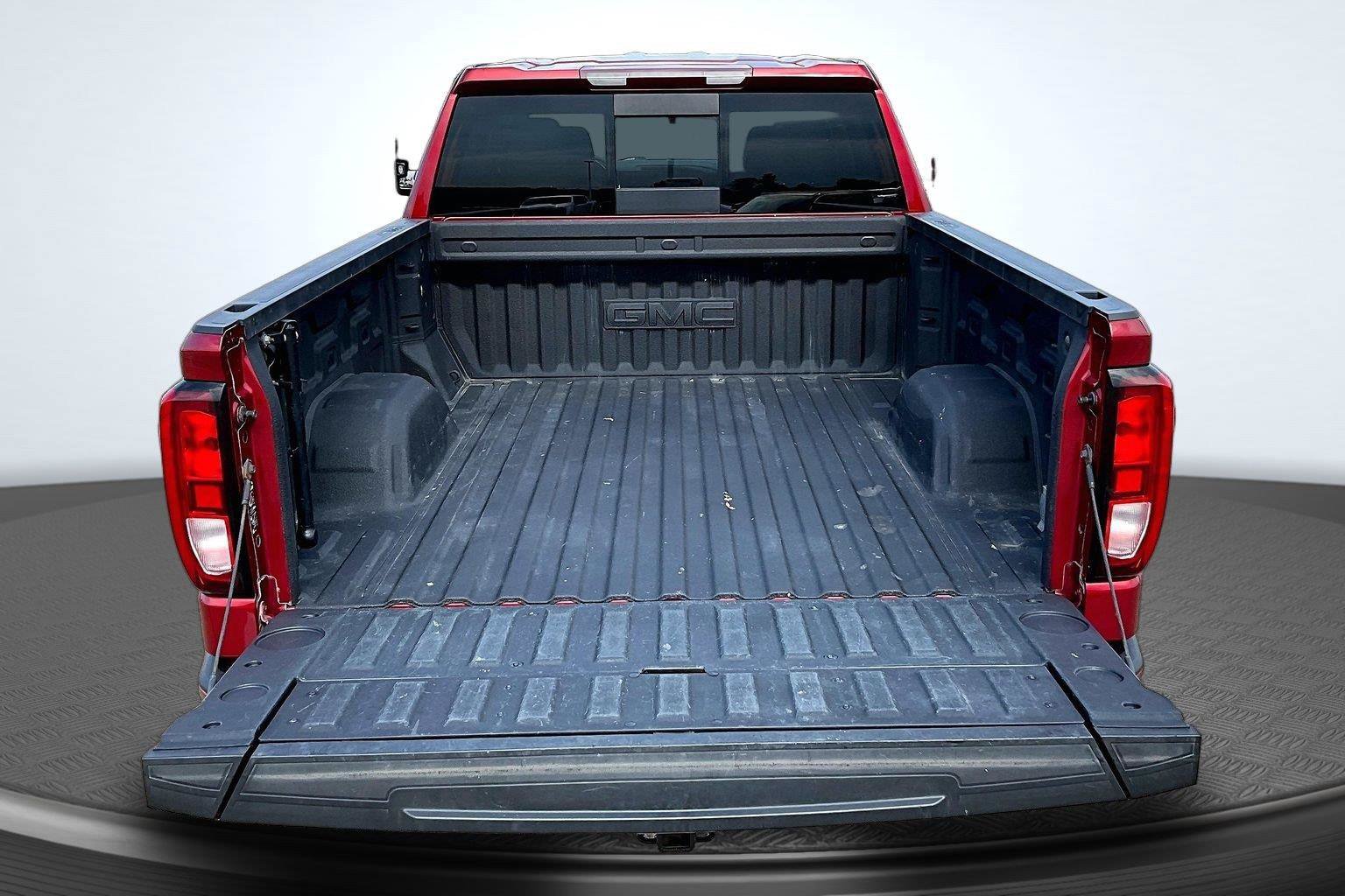 Used 2022 GMC Sierra 1500 Elevation w/ Preferred Package AWD/4WD image 5