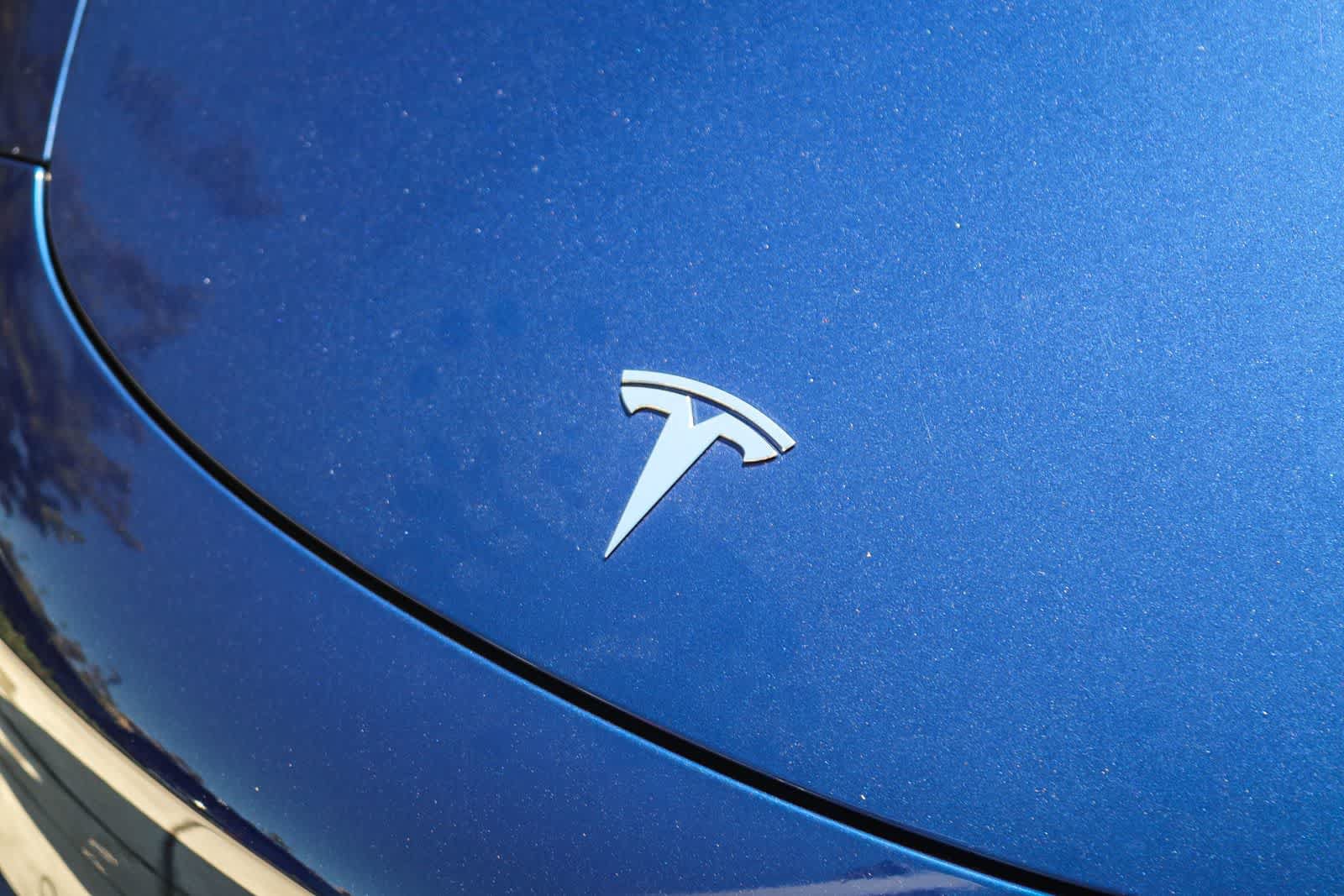 Used 2022 Tesla Model 3 Long Range AWD/4WD image 11