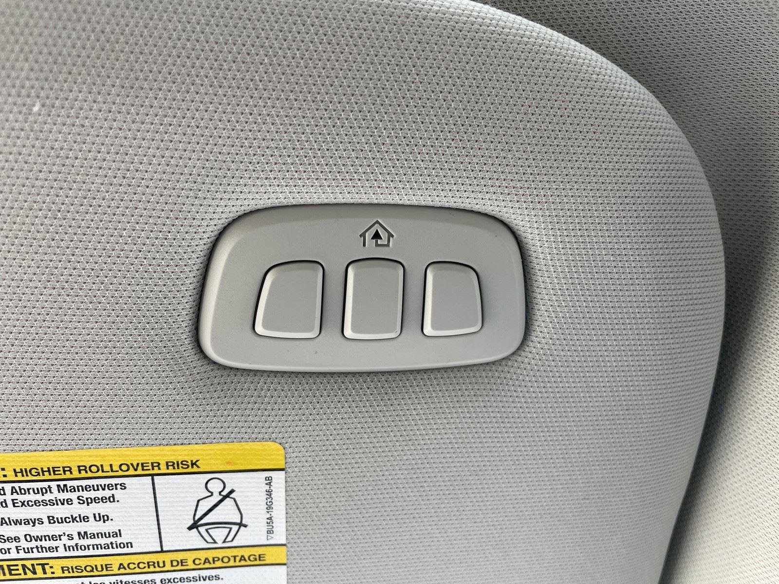 Used 2025 Ford Expedition Active AWD/4WD image 33