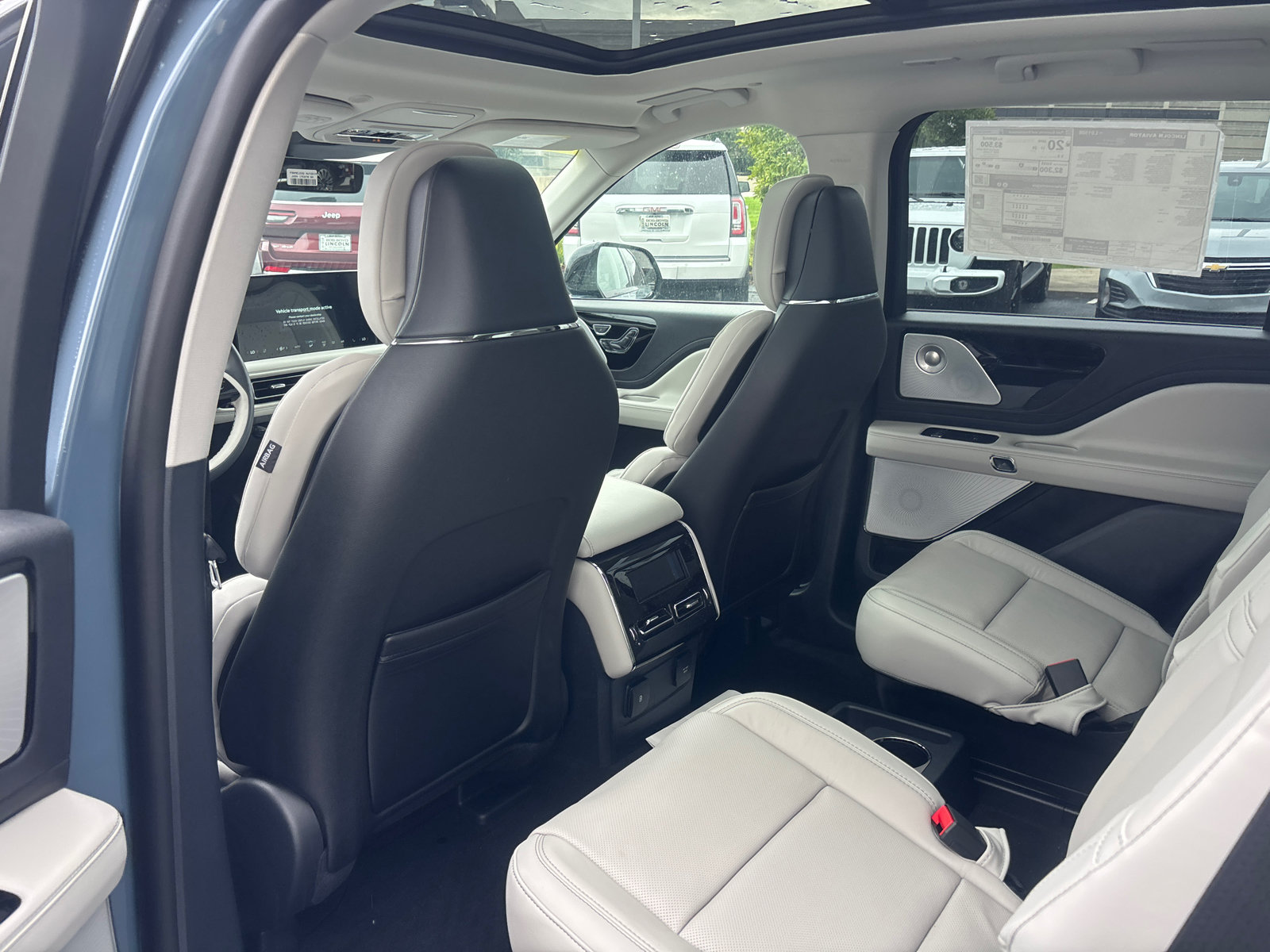 New 2027 Lincoln Aviator Reserve AWD/4WD image 25
