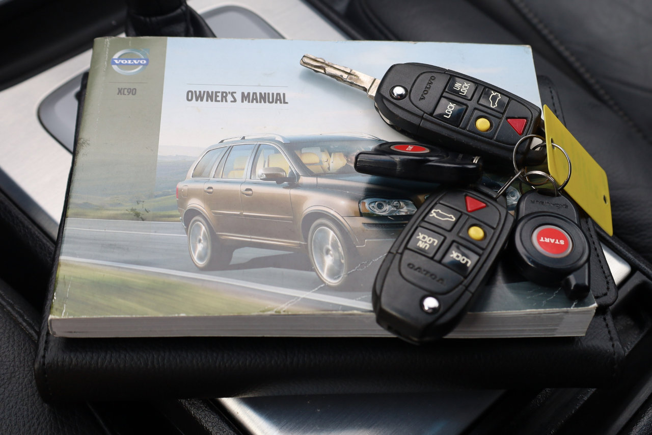 Used 2013 Volvo XC90 3.2 image 11